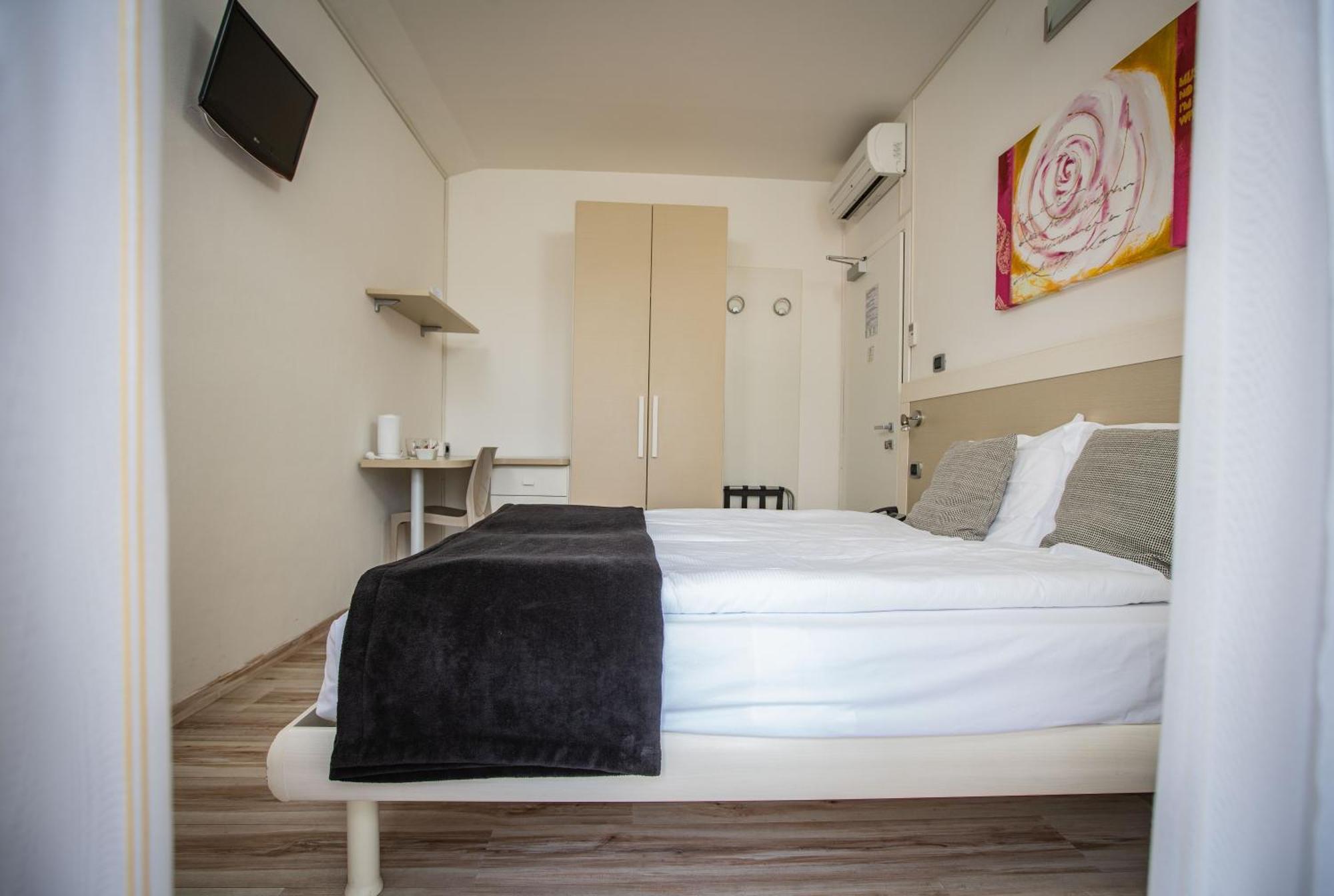 Hotel Villa Alberta Nago-Torbole Luaran gambar