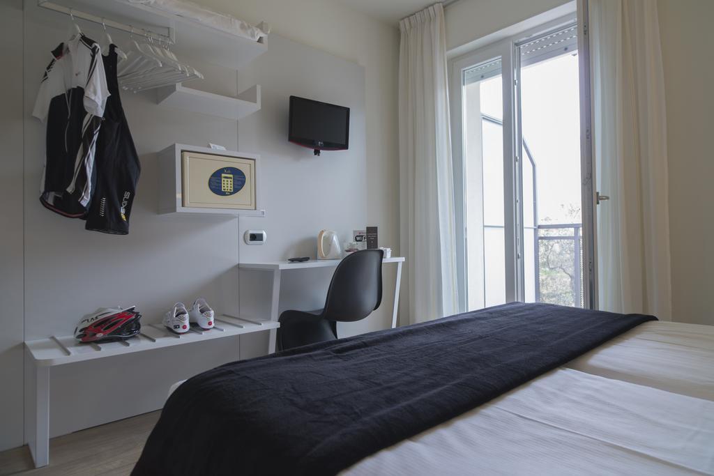 Hotel Villa Alberta Nago-Torbole Luaran gambar